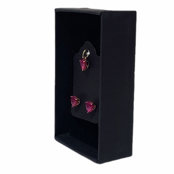 RUBY Earrings & Pendant in 18k Gold Settings - Picture 4 of 6